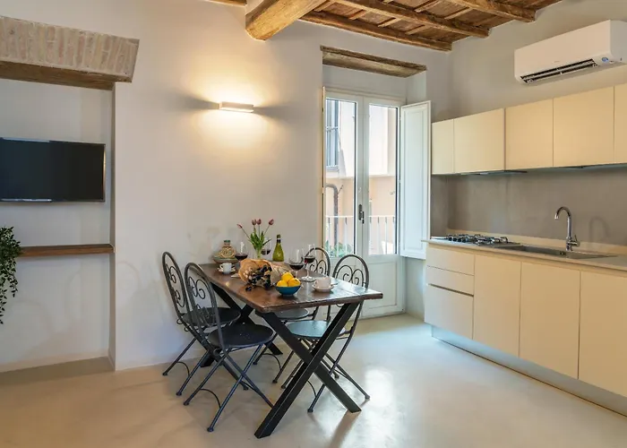 Reginella Luxury